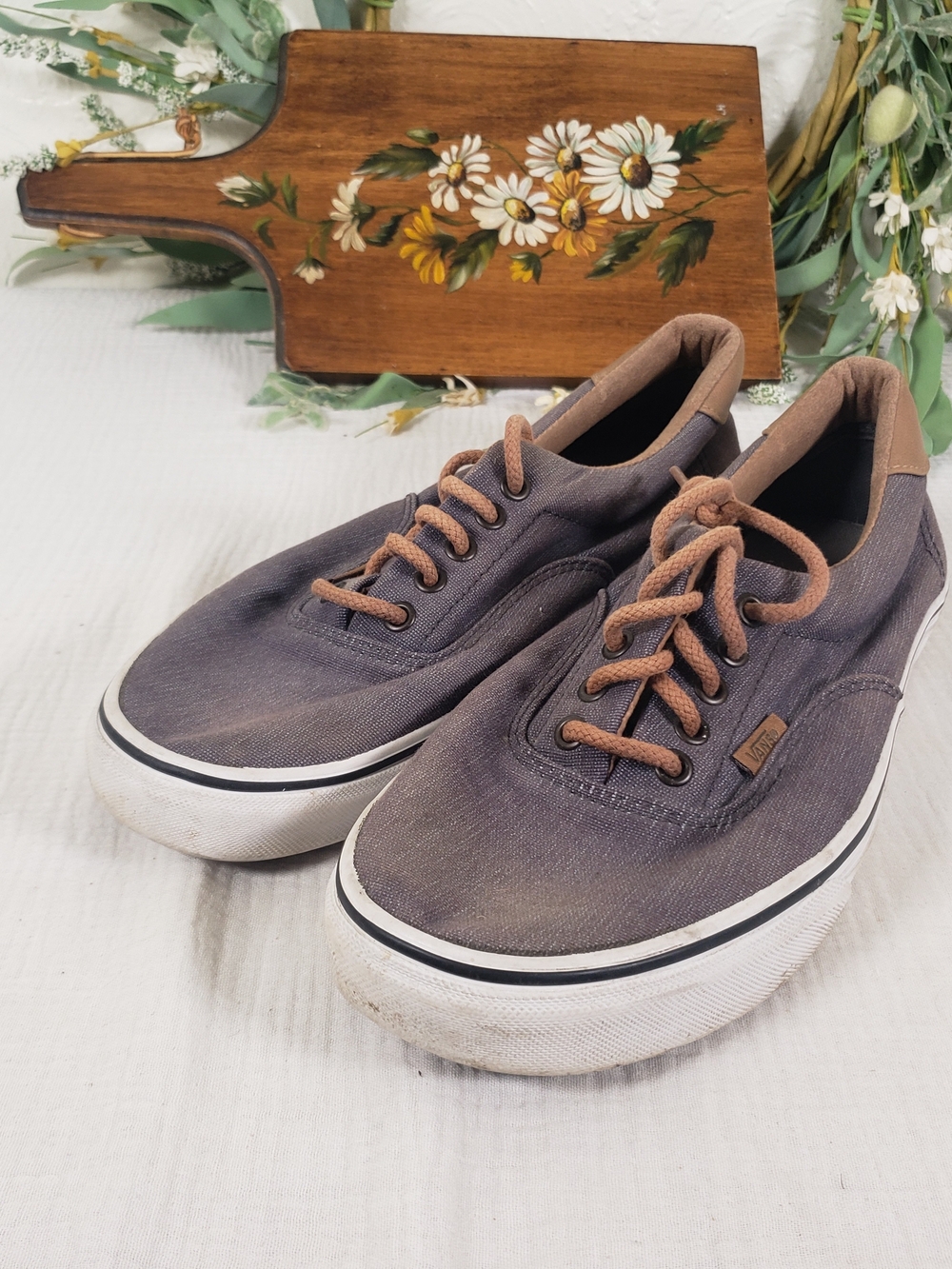 Vans Men's Canvas Sneakers in Gray with Brown Accents Size 10